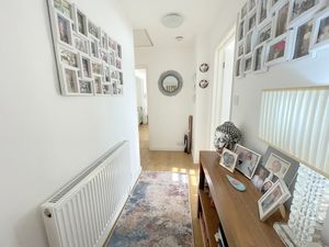 Greenhurst Road- click for photo gallery